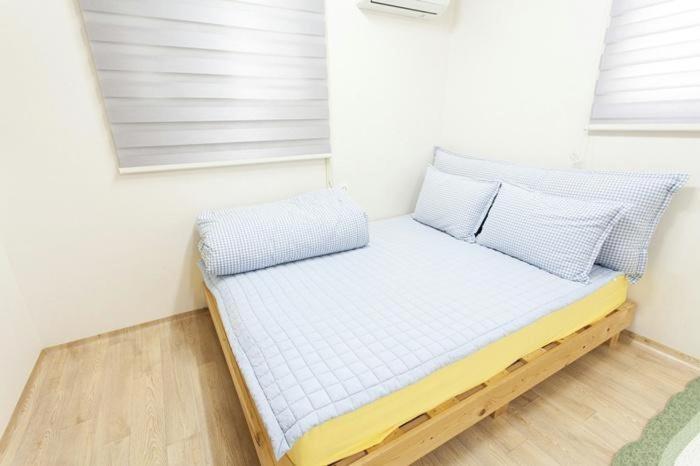 ג'אונג'ו Danaharu Guesthouse מראה חיצוני תמונה